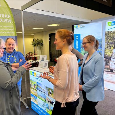 Bild vergr&ouml;&szlig;ern: Am gemeinsamen Messestand des Landkreises Goslar und der WiReGo wurden �ber die Messetage verteilt rund 200 Beratungsgespr�che gef�hrt.