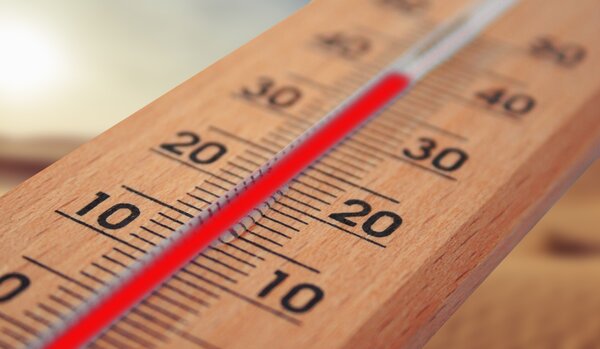 Bild vergr&ouml;&szlig;ern: Das Bild zeigt ein Thermometer.
