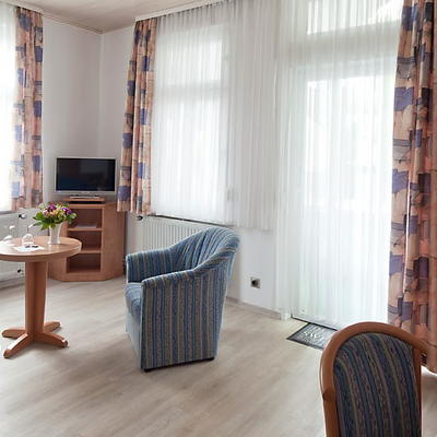Bild vergr&ouml;&szlig;ern: Ein Hotelzimmer im Hotel Flora in Bad Harzburg.
